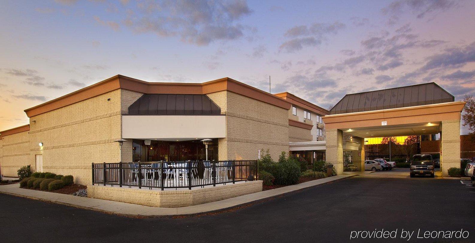Hotel By Ihg Greenville