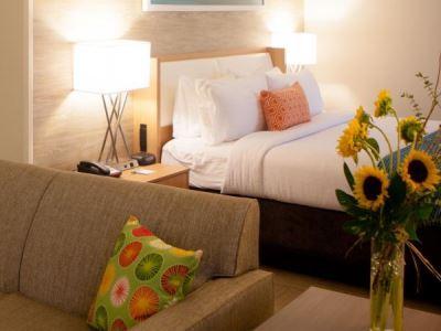 By Ihg